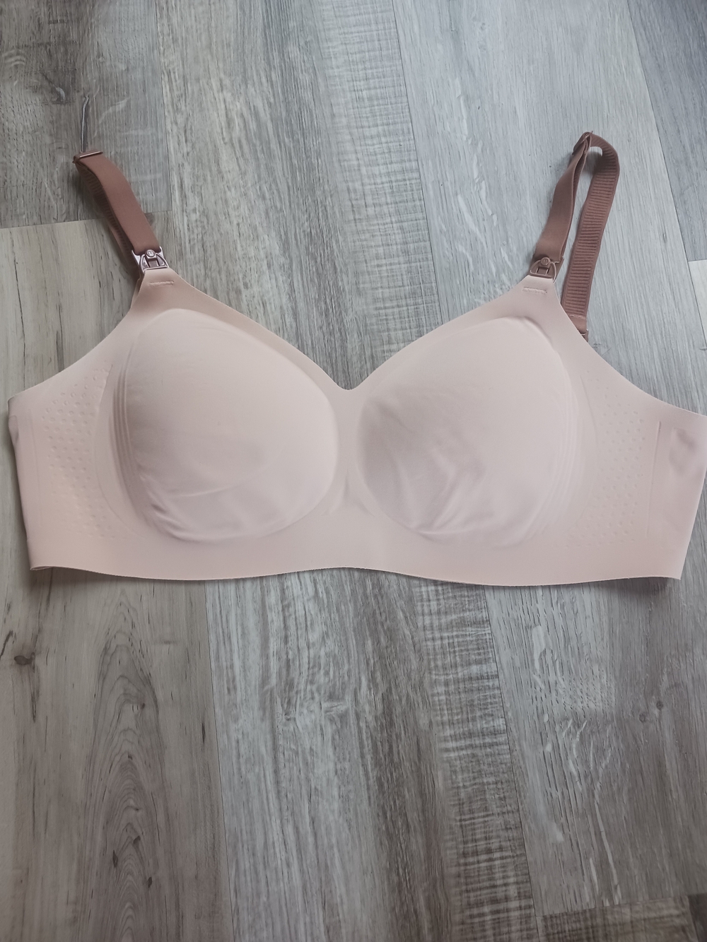 Momcozy Clip-Down Nursing Bra in Beige